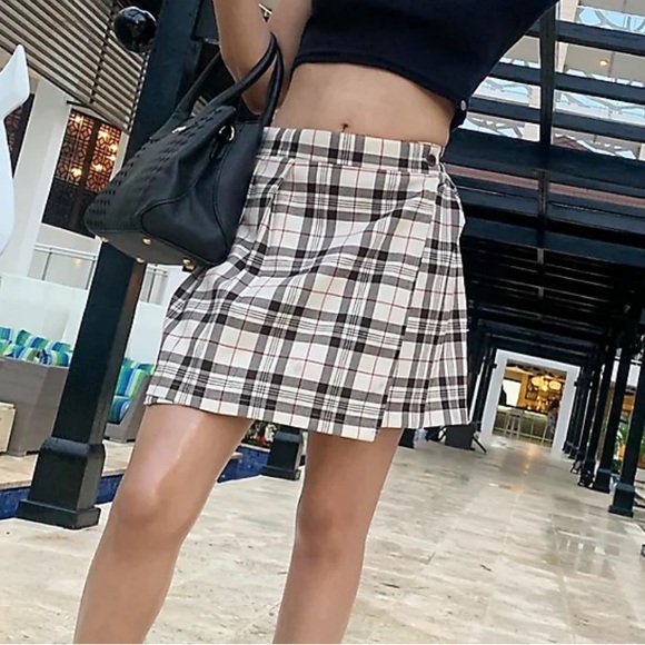 Empyre by Zumiez Plaid Mini Skirt size medium brown and tan school girl - Picture 10 of 12